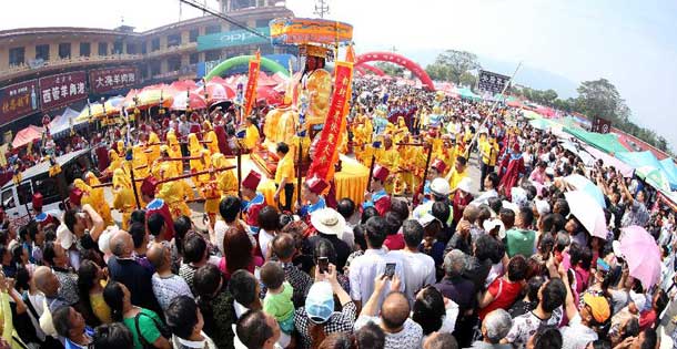 山西运城举行&ldquo;关公巡城&rdquo;民俗活动