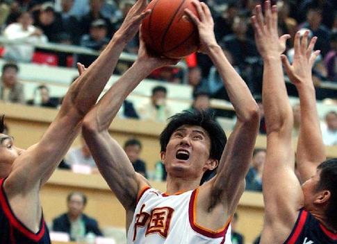 篮球&mdash;&mdash;篮球名将杜锋退役